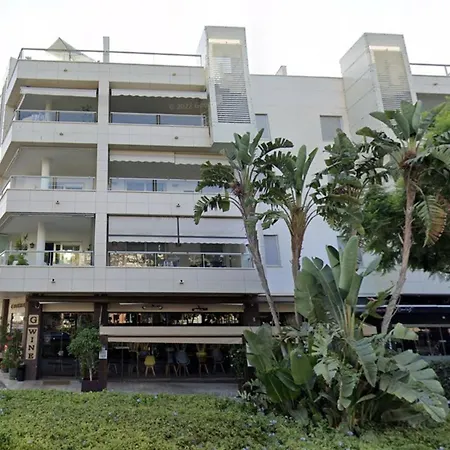 1418 San Pedro